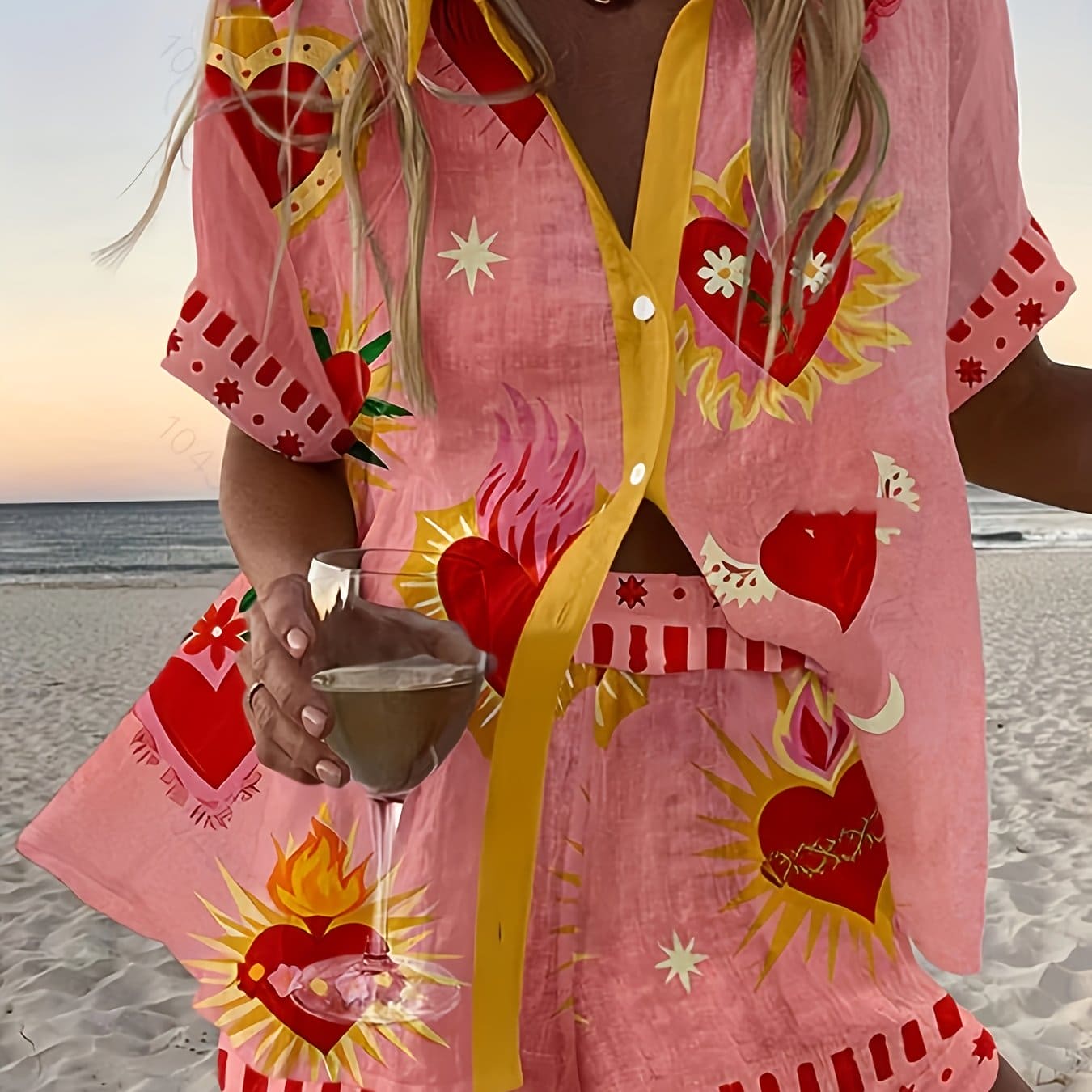 Women'S Pink Heart Print Short Sleeve Blouse & Shorts Set - Casual Beach Vacation Style, Polyester Fabric, Casual Attire|Beach Attire|Polyester Fabric
