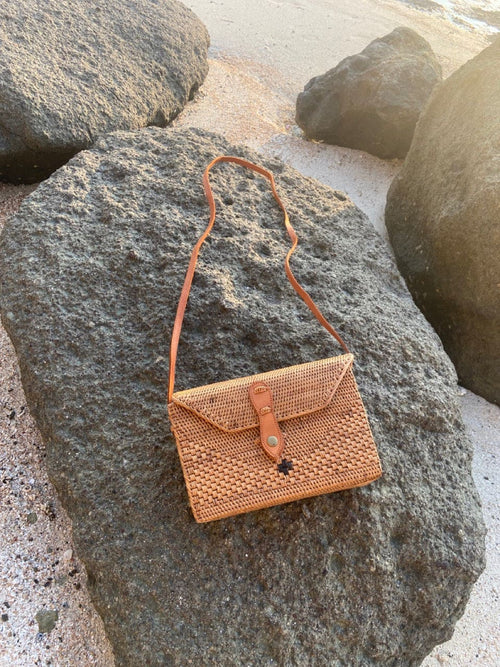Pererenan Rattan Bag Bali